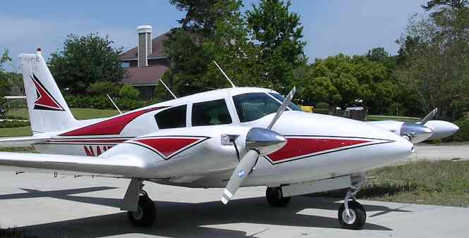 Piper Comanche available for Timebuilding